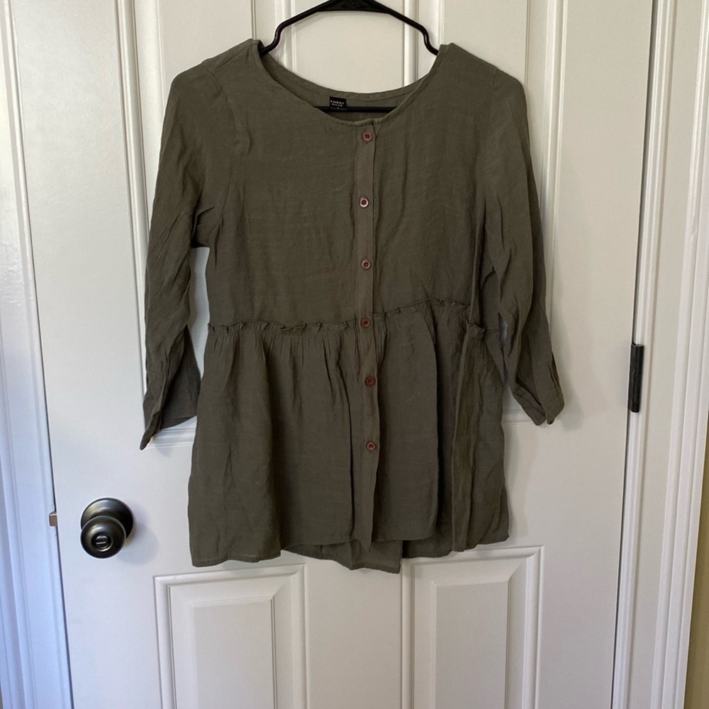 Emery Rose gauze blouse.